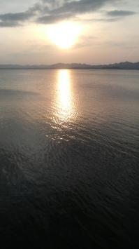 宍道湖の夕陽とシジミ_1.jpgのサムネール画像